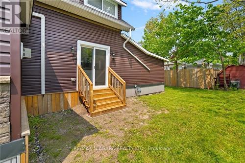 377 Cambridge Rd W, Fort Erie, ON - Outdoor