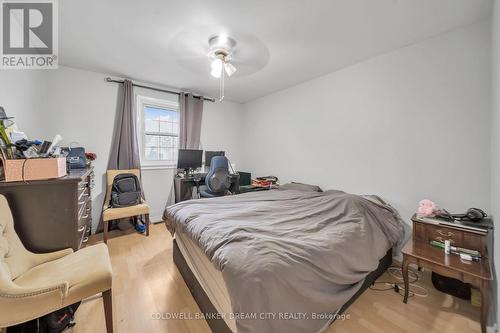65 Brooklyne Road E, Cambridge, ON - Indoor Photo Showing Bedroom