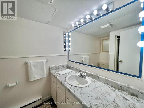 2 Kingsland Ave, Mulmur, ON - Indoor Photo Showing Bathroom