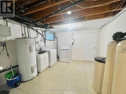 2 Kingsland Ave, Mulmur, ON - Indoor Photo Showing Laundry Room