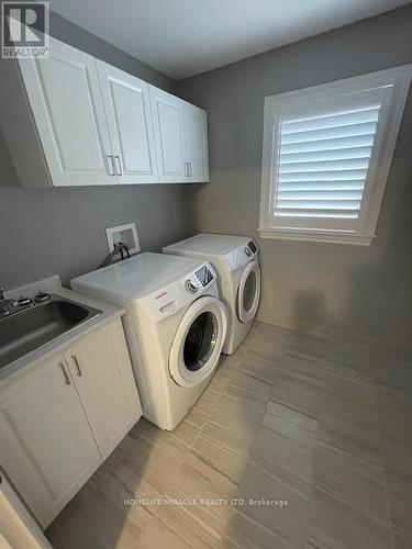1098 Woodhaven Dr, Kingston, ON - Indoor Photo Showing Laundry Room