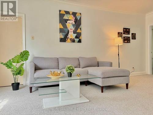 1563 Bathurst Street, Toronto (Forest Hill South), ON - Indoor Photo Showing Living Room