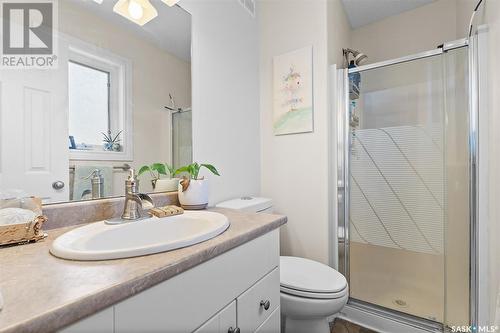 1316 Alexandra Avenue, Saskatoon, SK - Indoor Photo Showing Bathroom