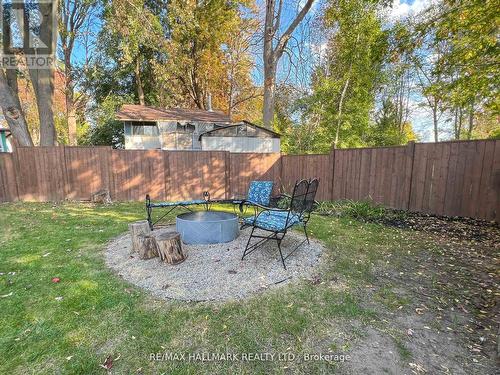1127 Gilford Rd, Innisfil, ON - Outdoor