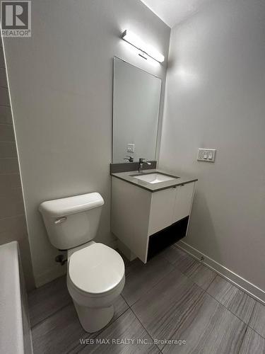 #505 -1127 Cooke Blvd, Burlington, ON - Indoor Photo Showing Bathroom