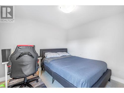 467 Dunbar Court, Kelowna, BC - Indoor Photo Showing Bedroom