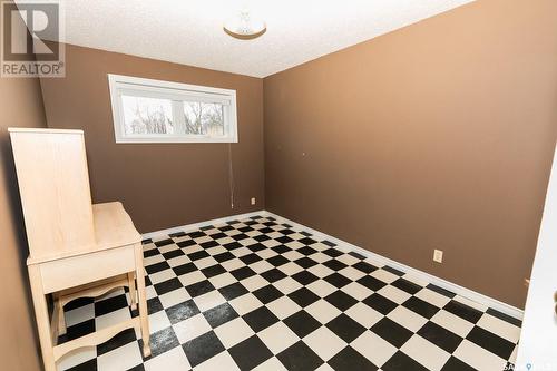 Scholer Acreage, Luseland, SK - Indoor Photo Showing Bedroom