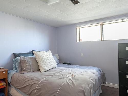 3915 Montrose St, Port Alberni, BC - Indoor Photo Showing Bedroom