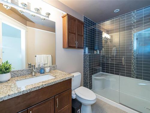 117-785 Station Ave, Langford, BC - Indoor Photo Showing Bathroom
