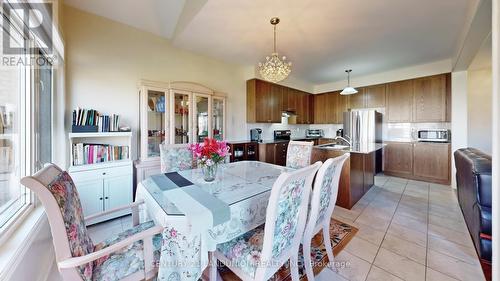 41 Atkinson Cres, New Tecumseth, ON - Indoor Photo Showing Dining Room