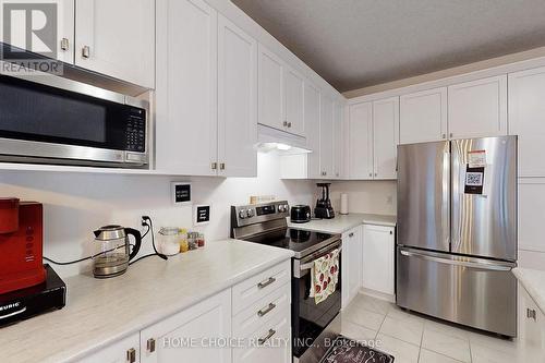 61 Maidens Cres, Collingwood, ON - Indoor Photo Showing Kitchen