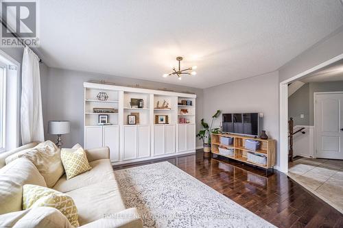368 Gilpin Dr, Newmarket, ON - Indoor Photo Showing Other Room