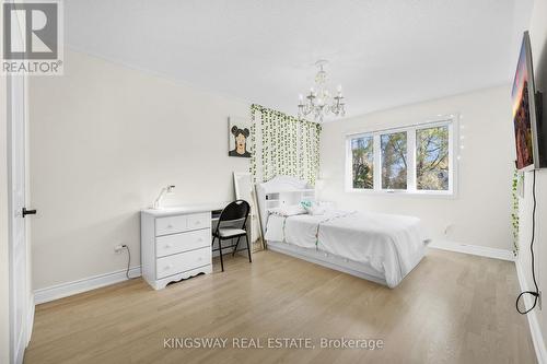 61 Milligan St, Bradford West Gwillimbury, ON - Indoor Photo Showing Bedroom
