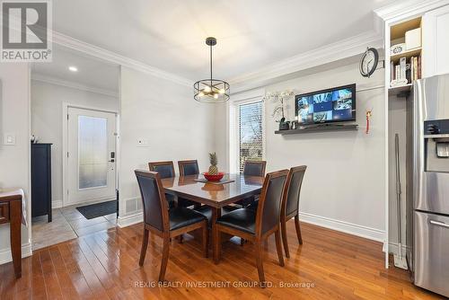 1376 Northaven Dr, Mississauga, ON - Indoor Photo Showing Dining Room
