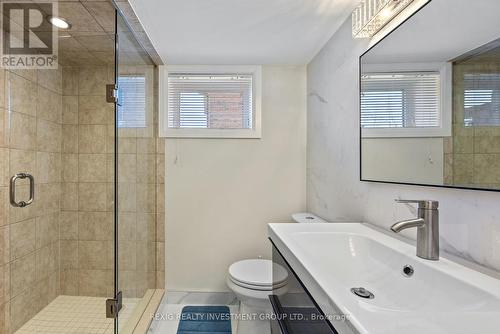 1376 Northaven Dr, Mississauga, ON - Indoor Photo Showing Bathroom