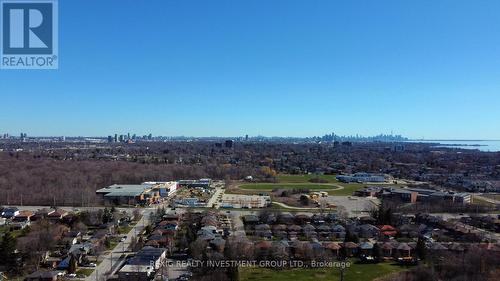 1376 Northaven Dr, Mississauga, ON - Outdoor With View