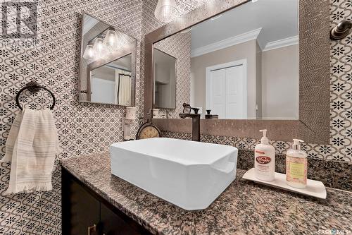 42 Robinson Crescent, Saskatoon, SK - Indoor Photo Showing Bathroom