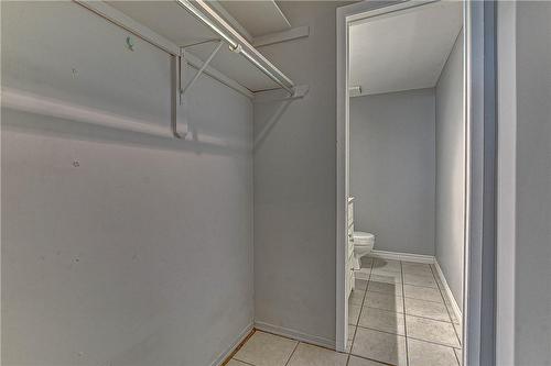 725 Deveron Crescent|Unit #108, London, ON - Indoor Photo Showing Bathroom