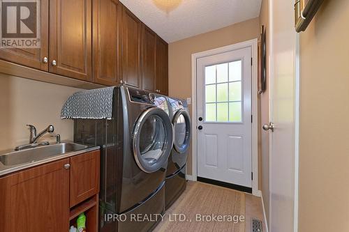 100 Trewartha Crescent N, Brampton, ON - Indoor Photo Showing Laundry Room