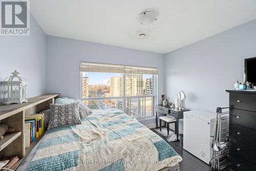 #903 -544 Talbot St, London, ON - Indoor Photo Showing Bedroom