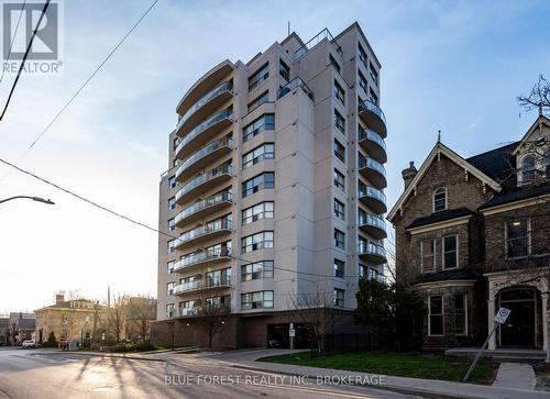#903 -544 Talbot St, London, ON - Outdoor With Facade