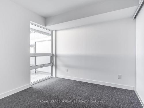 1002-160 Flemington Rd, Toronto, ON - Indoor Photo Showing Other Room