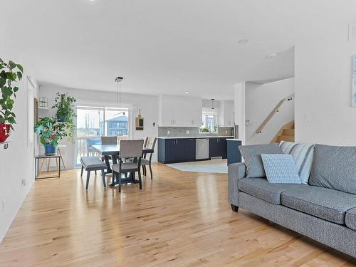 Overall view - 56 Rue Maurice-Brodeur, Salaberry-De-Valleyfield, QC - Indoor Photo Showing Living Room