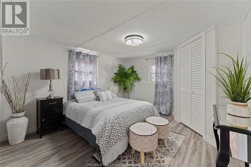 18 Magnolia Drive, Mcgregor, ON - Indoor Photo Showing Bedroom