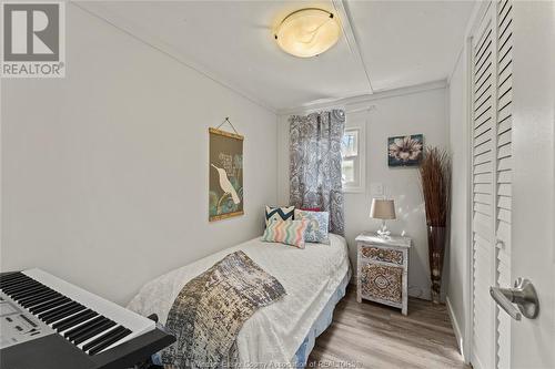 18 Magnolia Drive, Mcgregor, ON - Indoor Photo Showing Bedroom