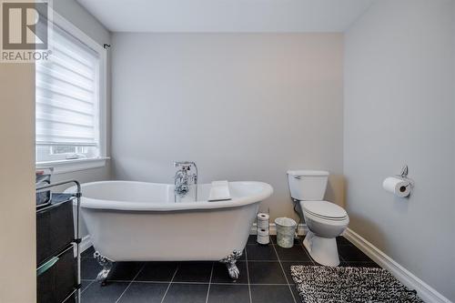 40 Gosses'S And Rogers Crescent, Torbay, NL - Indoor Photo Showing Bathroom