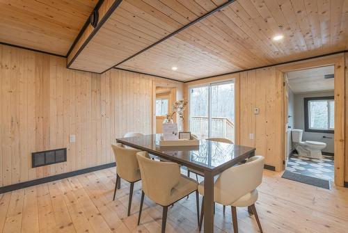 106 Boundary Lane, Kinmount, ON - Indoor Photo Showing Dining Room