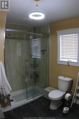 227 Edgett Ave, Moncton, NB - Indoor Photo Showing Bathroom
