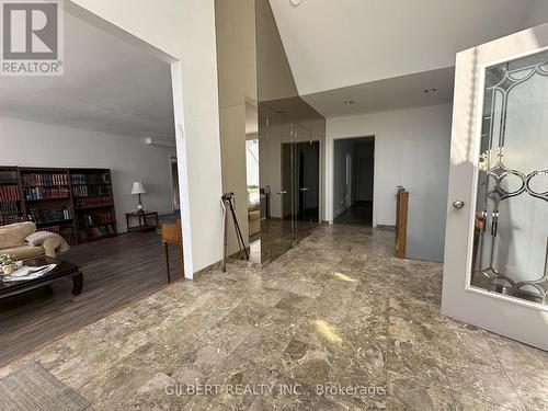 98 Brookview Dr, Toronto, ON - Indoor Photo Showing Other Room