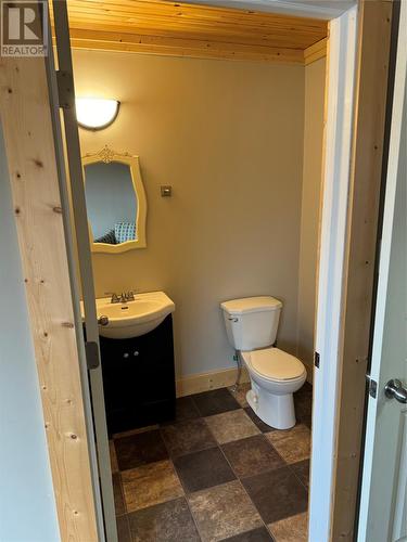 160 Main Road, Bellevue, NL - Indoor Photo Showing Bathroom