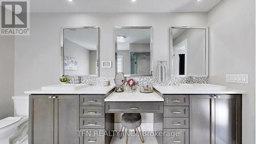19 Clear Spring Ave, Georgina, ON - Indoor Photo Showing Bathroom