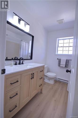 38 Smith Road, Waterville-Sunbury, NB - Indoor Photo Showing Bathroom