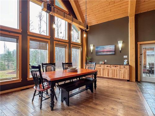 129 South Bay Drive, Onanole, MB - Indoor Photo Showing Dining Room