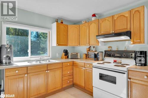 1013 Turner Way, Arden, ON - Indoor Photo Showing Kitchen With Double Sink