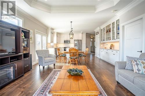 2 Bailey Court, Blenheim, ON - Indoor Photo Showing Living Room