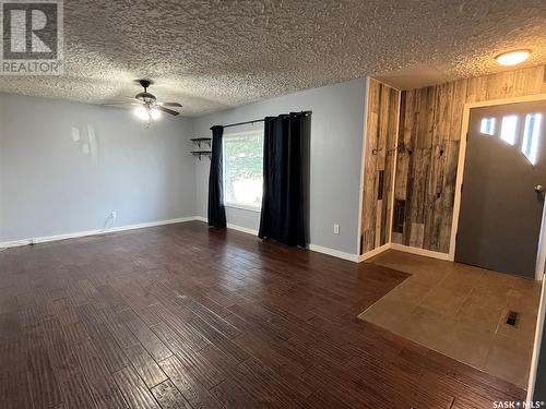 1551 Frohlick Street, Holdfast, SK - Indoor Photo Showing Other Room