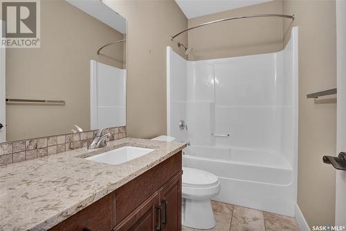 415 Palmer Crescent, Warman, SK - Indoor Photo Showing Bathroom