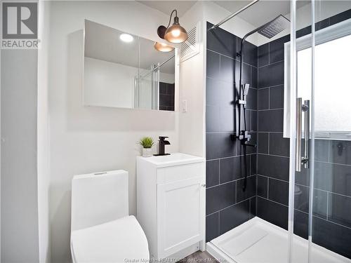 50 Salisbury Rd, Moncton, NB - Indoor Photo Showing Bathroom