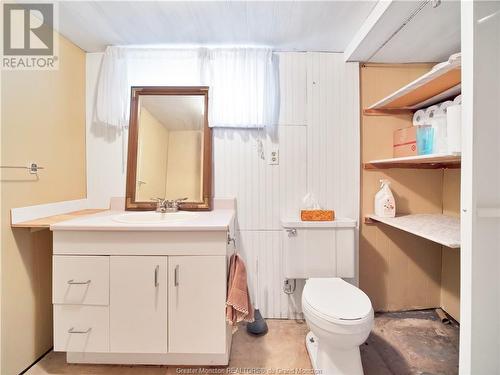 50 Salisbury Rd, Moncton, NB - Indoor Photo Showing Bathroom