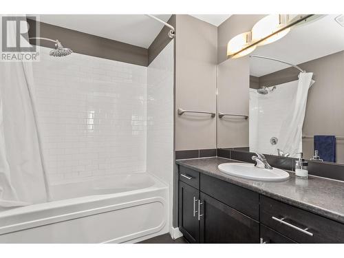 995 Mt. Ida Drive Unit# 3, Vernon, BC - Indoor Photo Showing Bathroom