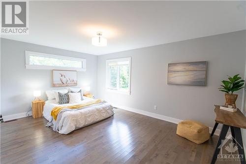 21A Gervin Street, Ottawa, ON - Indoor Photo Showing Bedroom