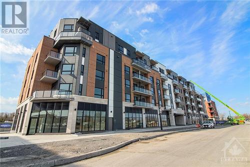 1350 Hemlock Road Unit#613, Ottawa, ON - Outdoor With Balcony With Facade