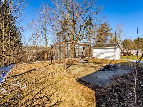 Cour - 36 Rue Cleveland, Coaticook, QC - Outdoor With View