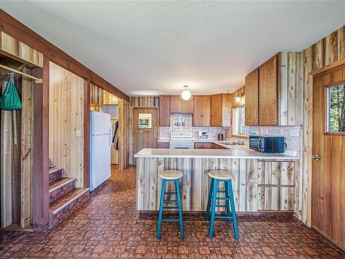 970 Sea Fern Lane, Mudge Island, BC - Indoor Photo Showing Kitchen