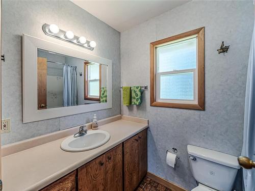 970 Sea Fern Lane, Mudge Island, BC - Indoor Photo Showing Bathroom