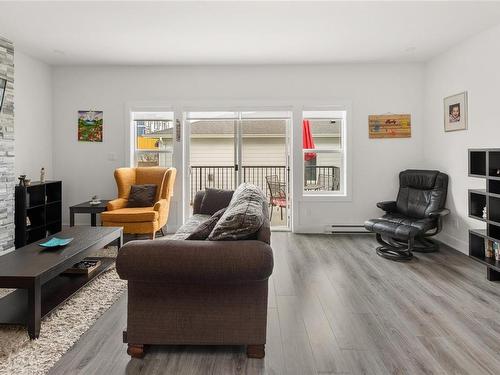 1210 Solstice Cres, Langford, BC - Indoor Photo Showing Living Room